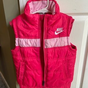 Nike kids vest size small pink